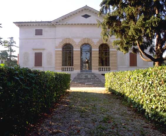 Villa Caldogno facade